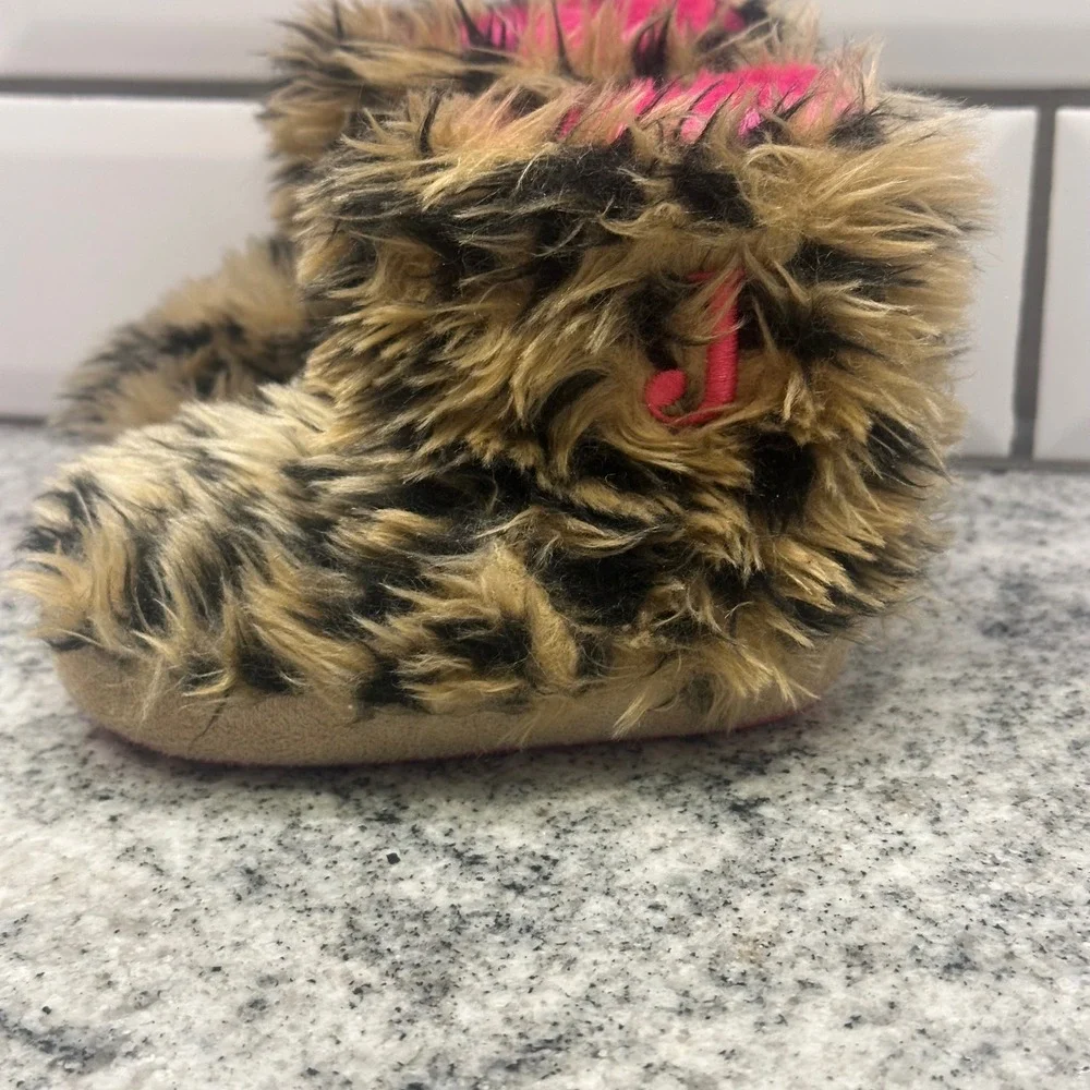Justin Kids M 4/5 Slipper Boots Brown Leopard Faux Fur Pink Lining Cozy Bootie